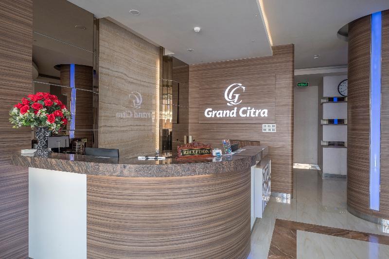Collection O 1301 Hotel Grand Citra Makassar Extérieur photo