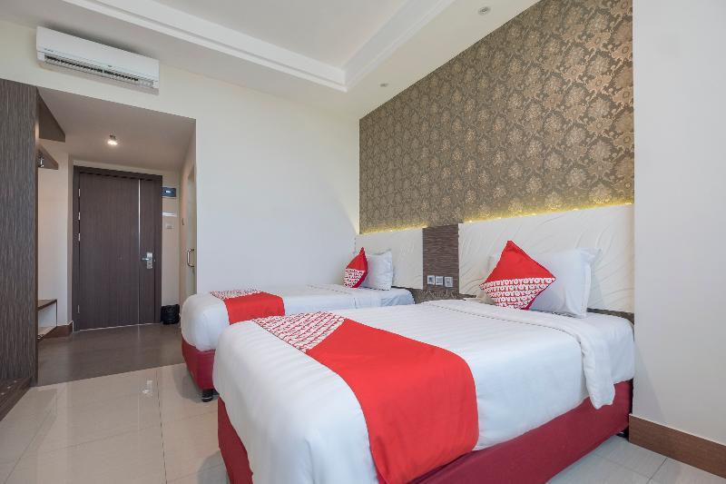 Collection O 1301 Hotel Grand Citra Makassar Extérieur photo